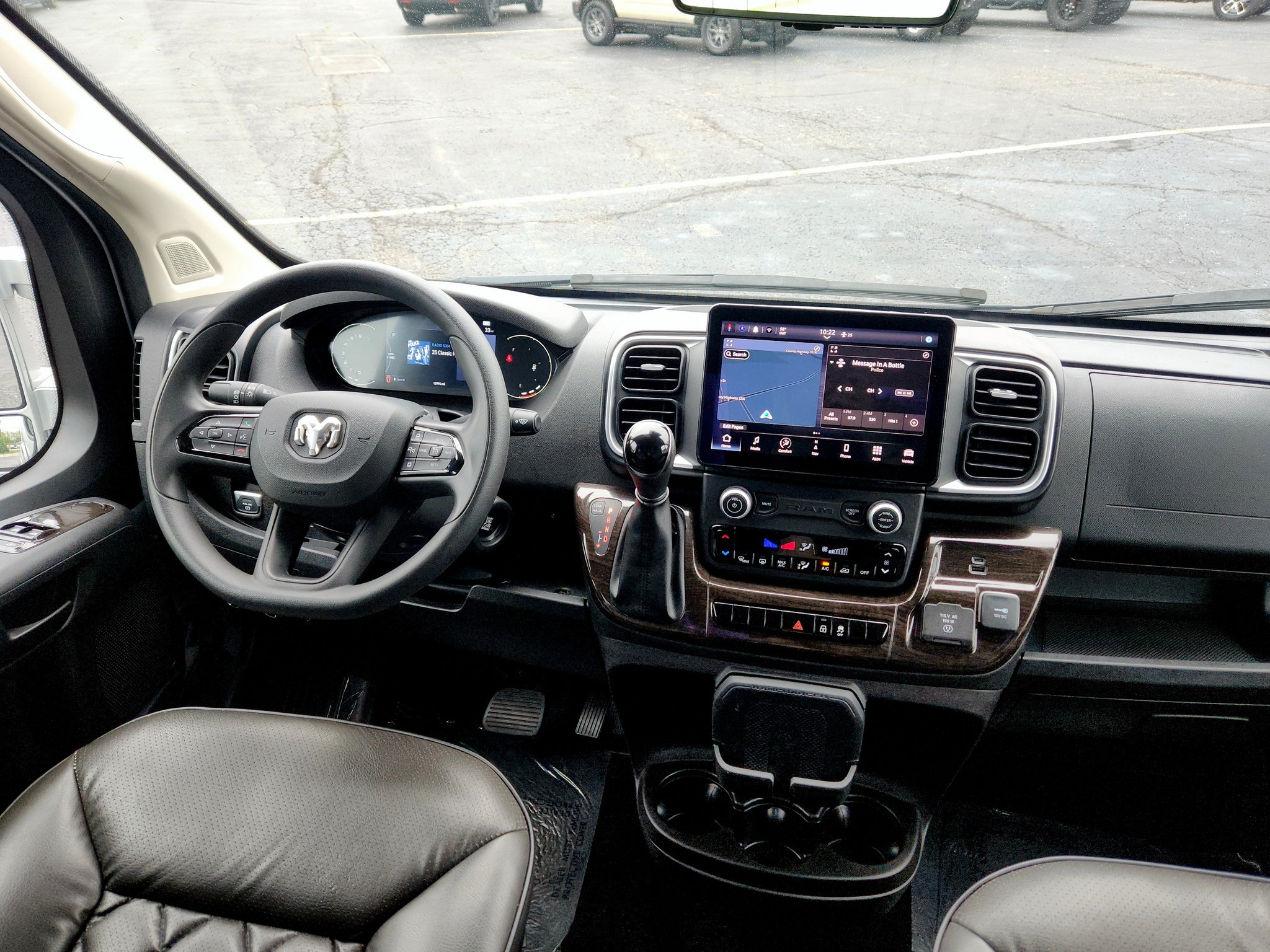 Used 2023 RAM ProMaster 2500 w/ Premium Convenience Group (B) FWD image 23