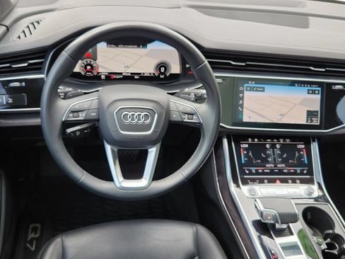 Used 2023 Audi Q7 3.0T Prestige AWD/4WD image 9