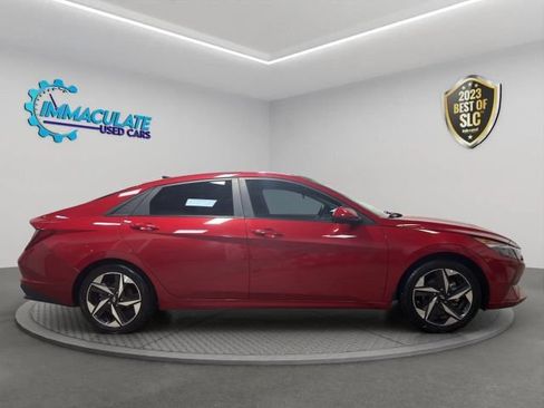 Used 2023 Hyundai Elantra SEL w/ Convenience Package FWD image 6