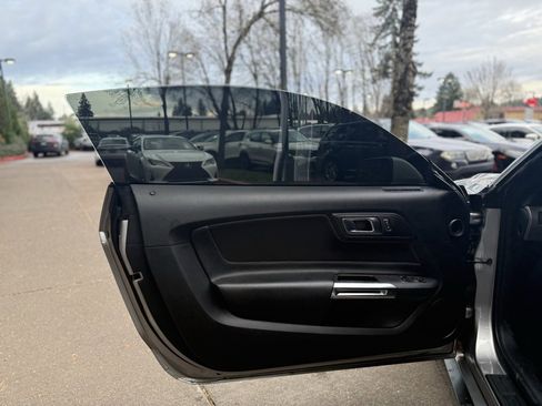 Used 2020 Ford Mustang GT image 18