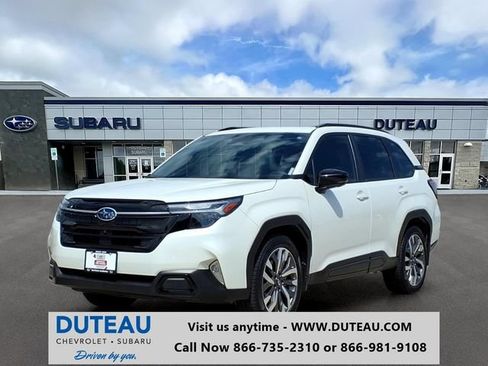Certified 2025 Subaru Forester Touring AWD/4WD image 1