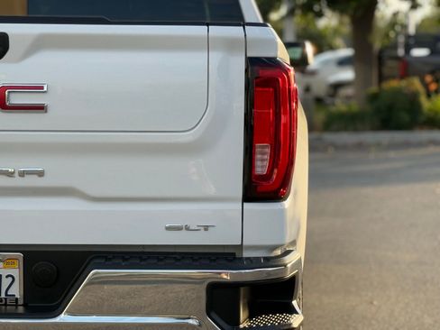 Used 2019 GMC Sierra 1500 SLT w/ SLT Premium Package image 16