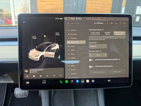 Used 2021 Tesla Model 3 Long Range AWD/4WD image 41