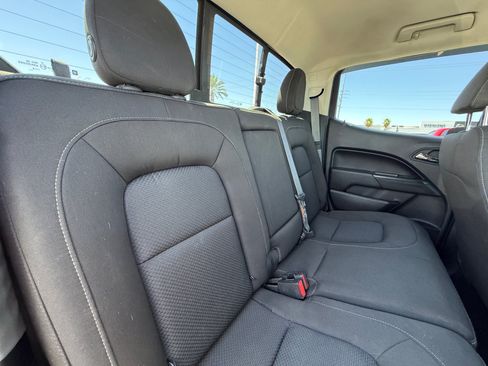 Used 2018 Chevrolet Colorado LT w/ LT Convenience Package AWD/4WD image 18