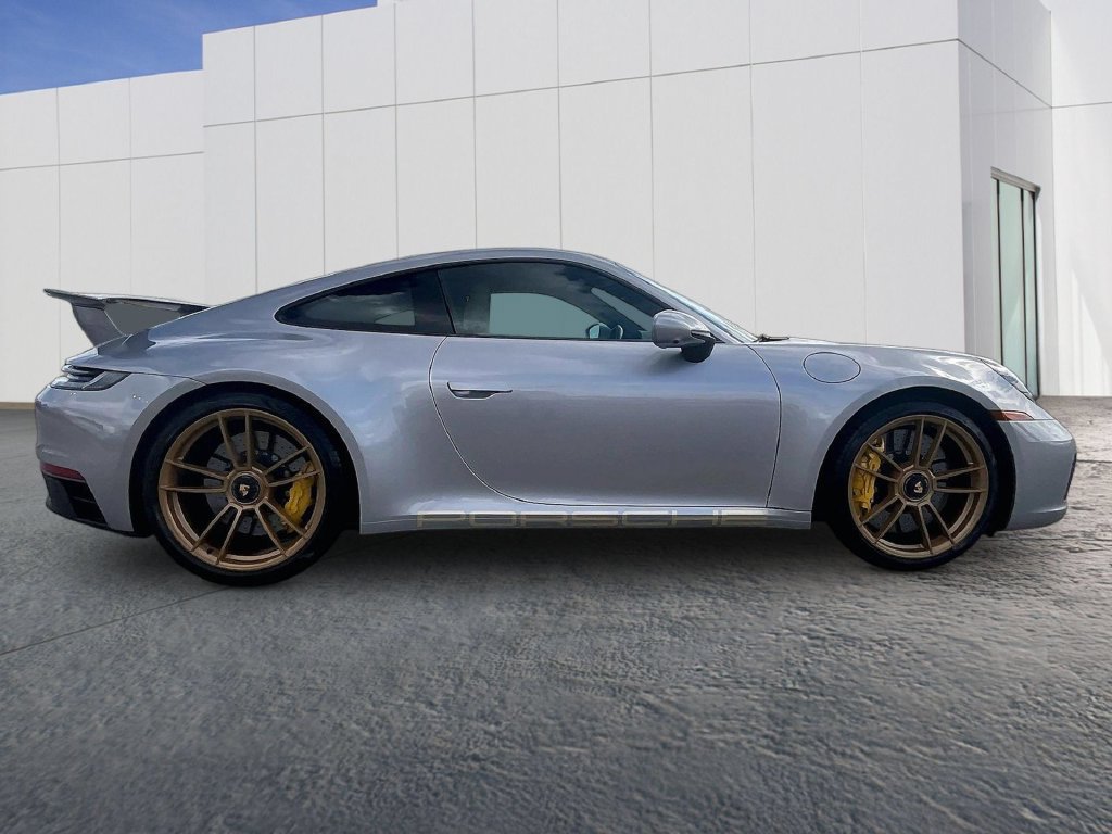 Certified 2024 Porsche 911 Carrera GTS RWD image 8