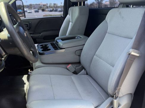 Used 2017 Chevrolet Silverado 2500 W/T RWD image 11