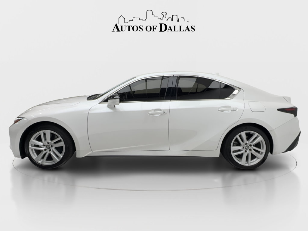 Used 2023 Lexus IS 300 w/ Comfort Package RWD image 6