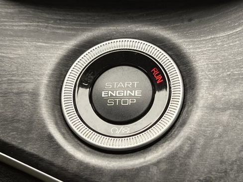 Used 2021 Jeep Grand Cherokee L Limited image 21