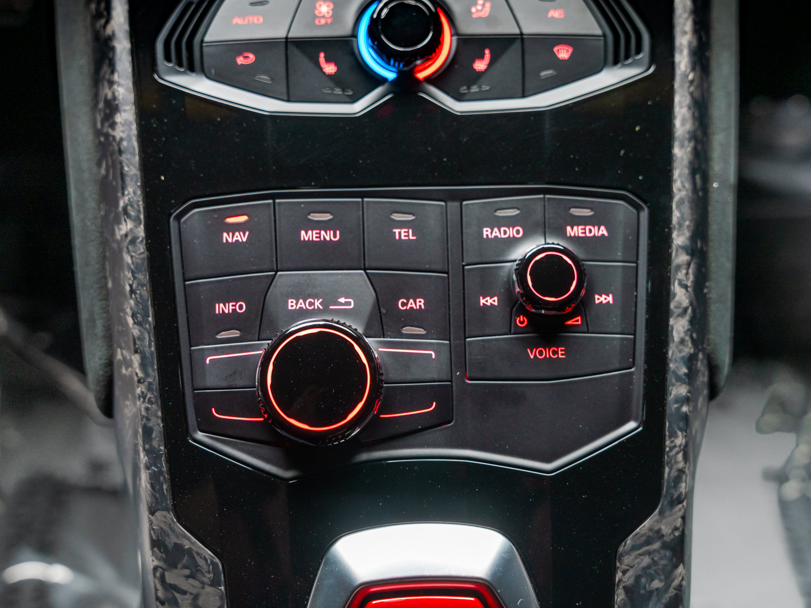 Used 2018 Lamborghini Huracan Performante AWD/4WD image 64