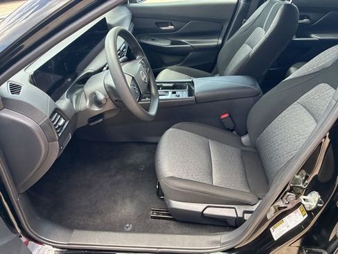Used 2026 Nissan Sentra SV w/ Floor Mat Package FWD image 17