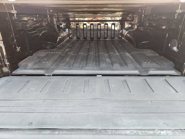 Used 2024 Nissan Frontier SV w/ Technology Package RWD image 32