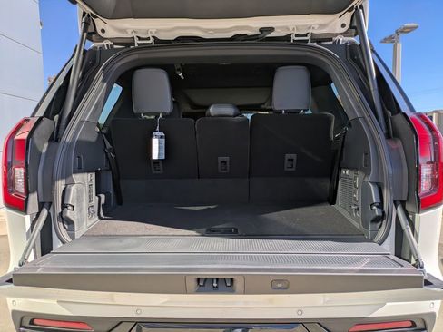 New 2025 Ford Expedition Platinum w/ Stealth Performance Package image 11