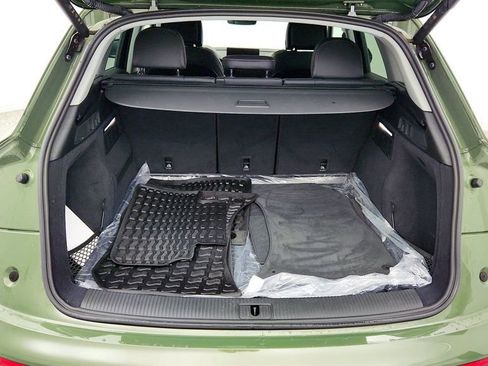 Used 2024 Audi Q5 2.0T Premium w/ Convenience Package image 22