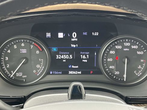 Used 2022 Cadillac XT6 Sport w/ Platinum Package image 35