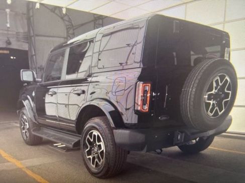 Used 2025 Ford Bronco Outer Banks image 20