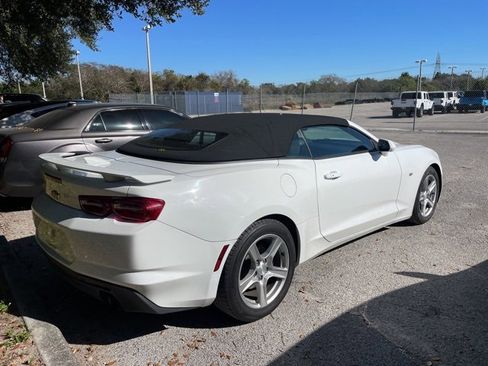 Used 2020 Chevrolet Camaro LT image 3