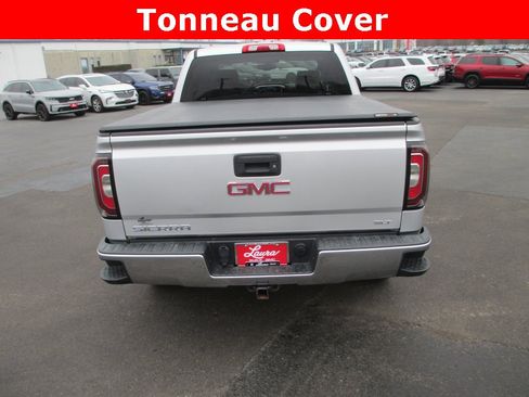 Used 2018 GMC Sierra 1500 SLT w/ SLT Premium Package image 5