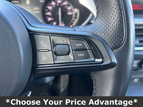 Used 2023 Alfa Romeo Stelvio Veloce image 52