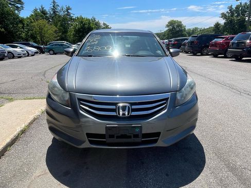 Used 2011 Honda Accord EX image 2