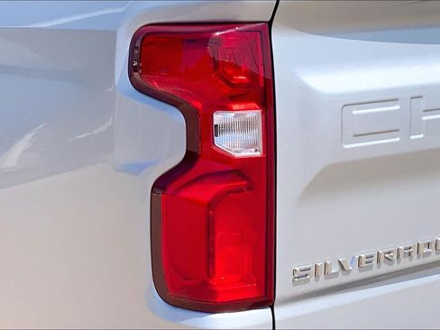 Used 2022 Chevrolet Silverado 1500 RST w/ Texas Edition Plus AWD/4WD image 29