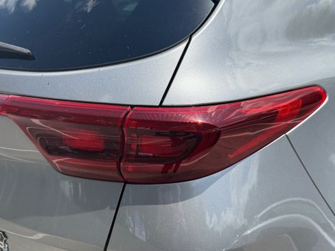 Certified 2021 Kia Sportage LX FWD image 38