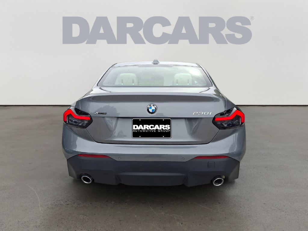 Used 2025 BMW 230i xDrive Coupe w/ Convenience Package AWD/4WD image 5