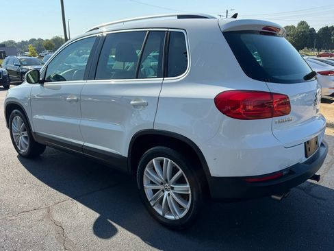 Used 2015 Volkswagen Tiguan SE FWD image 4