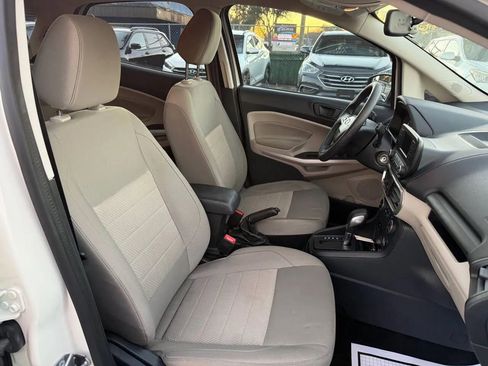 Used 2021 Ford EcoSport S image 7