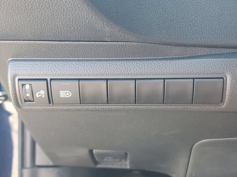Used 2022 Toyota Corolla LE FWD image 20