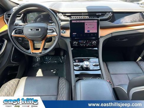Certified 2023 Jeep Grand Cherokee Summit AWD/4WD image 19