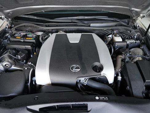 Used 2017 Lexus IS 350 F Sport RWD image 19
