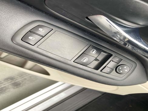 Used 2014 Dodge Grand Caravan SE w/ Quick Order Package 29E SE image 16