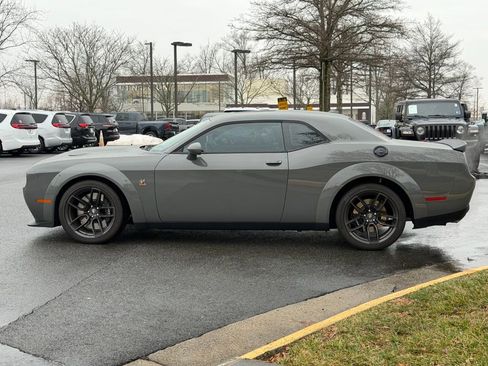 Used 2023 Dodge Challenger R/T Scat Pack image 10