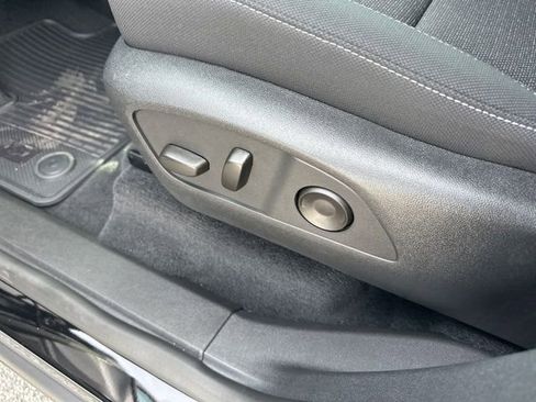 New 2026 Chevrolet Traverse LT w/ Midnight/Sport Edition image 12