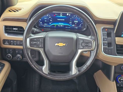 Used 2022 Chevrolet Tahoe Premier AWD/4WD image 6