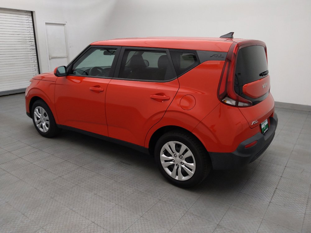 Used 2022 Kia Soul LX FWD image 3