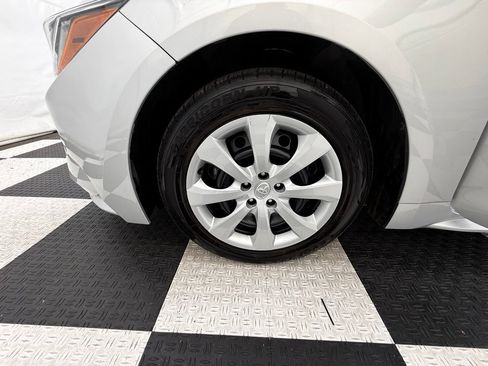 Used 2024 Toyota Corolla LE FWD image 10