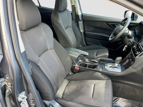 Used 2019 Subaru Impreza 2.0i w/ Eyesight image 25