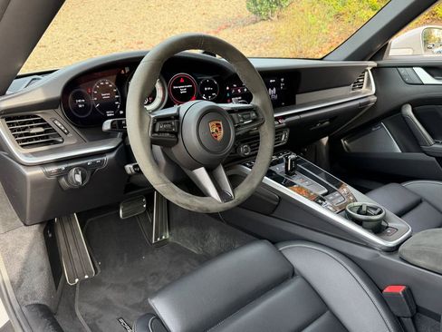 Used 2022 Porsche 911 Turbo S image 14