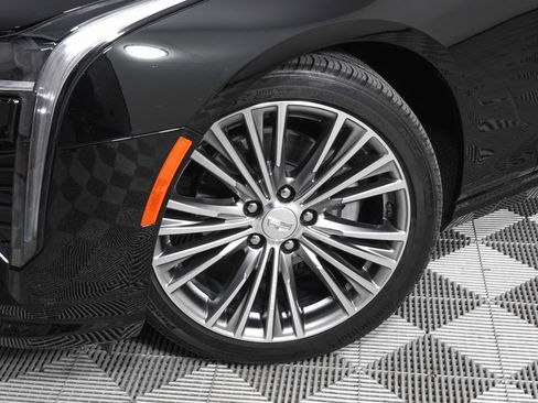 Used 2025 Cadillac CT4 Premium Luxury image 29