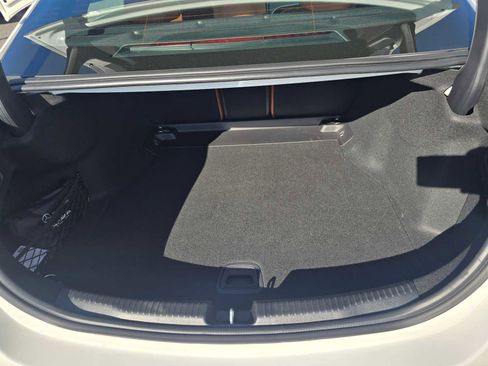 Used 2025 Mercedes-Benz C 300 4MATIC Sedan image 16