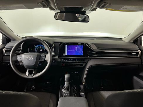 Certified 2025 Toyota Camry LE image 22