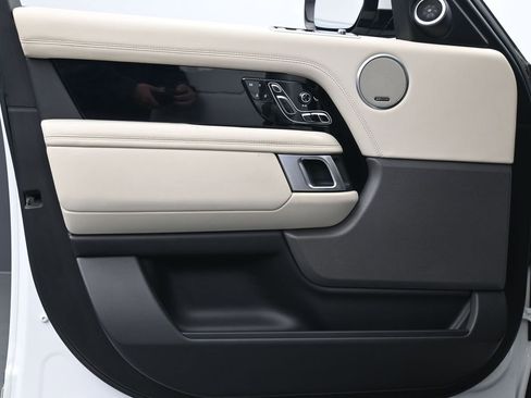 Used 2020 Land Rover Range Rover Long Wheelbase HSE image 9