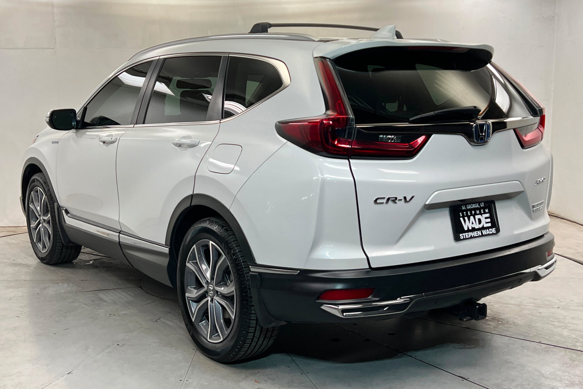 Used 2022 Honda CR-V Touring image 3