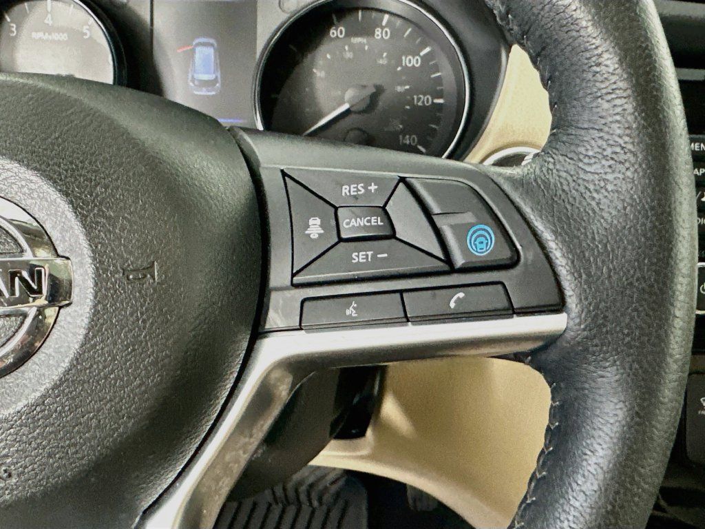 Used 2020 Nissan Rogue SL w/ Premium Package FWD image 27