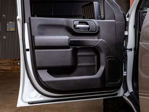 Used 2023 Chevrolet Silverado 2500 Custom w/ Custom Convenience Package image 34