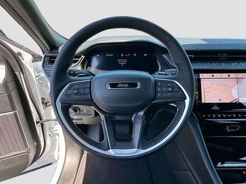 New 2026 Jeep Grand Cherokee L Limited RWD image 7