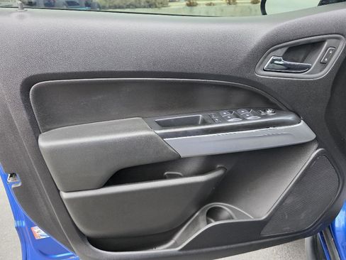 Used 2019 Chevrolet Colorado ZR2 AWD/4WD image 9