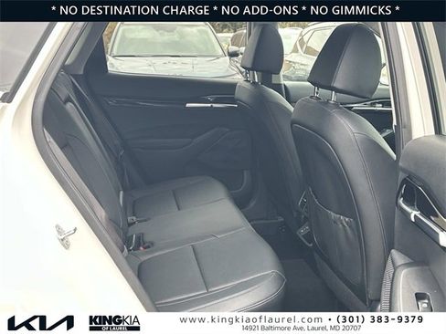 Used 2025 Kia Seltos EX w/ EX Sunroof Package image 17