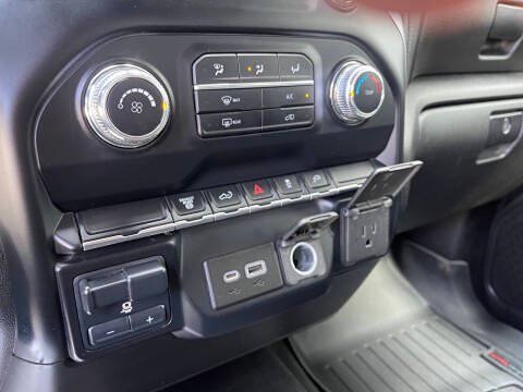 Used 2021 GMC Sierra 3500 SLE w/ Remote Start Package AWD/4WD image 18